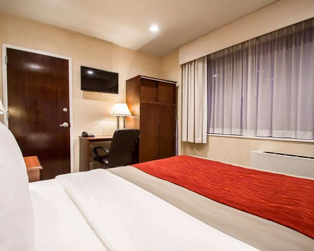 Comfort Inn Manhattan Bridge New York 3*,