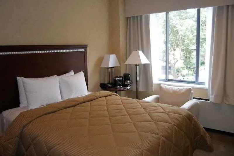 Comfort Inn Manhattan Bridge New York